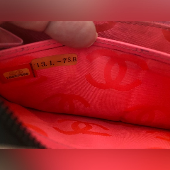 Chanel Cambon Calf Leather Zippy Wallet w/COA - Picture 16 of 17